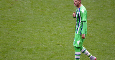 Wolfsburg stellt Nicklas Bendtner vom Trainingsbetrieb frei